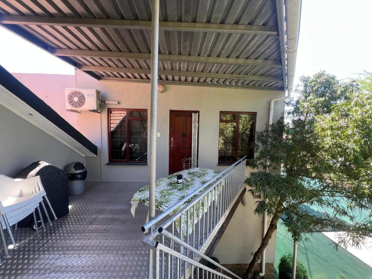 3 On Nebraska Accommodation Bellville Buitenkant foto